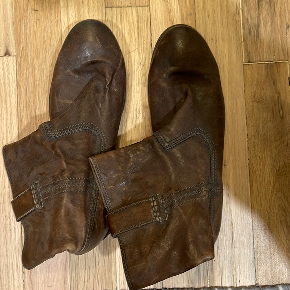 Frye Anna Shortie boots size 9 brown